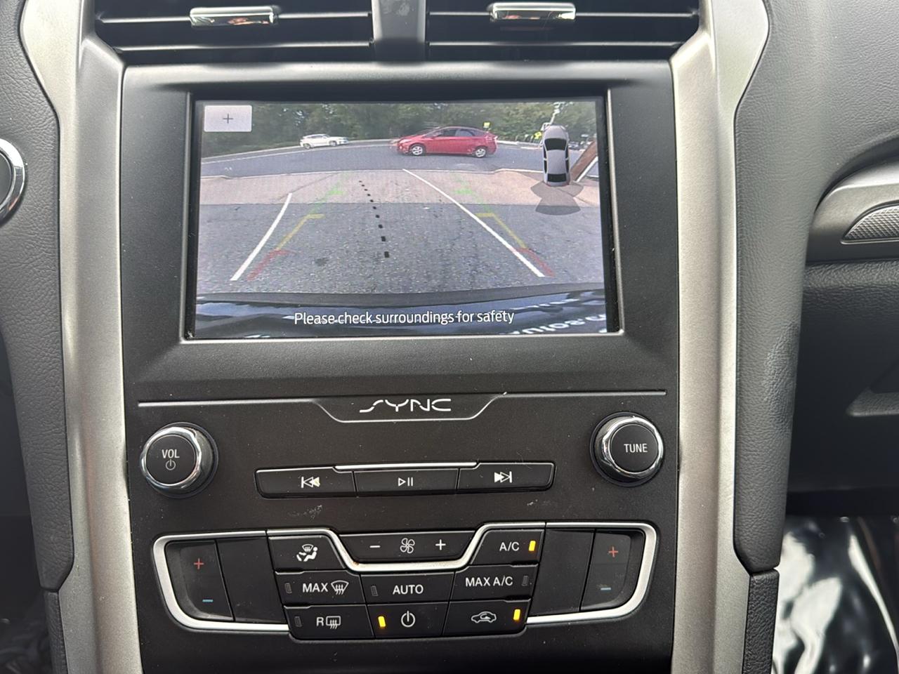 Ford Fusion SE 2020
