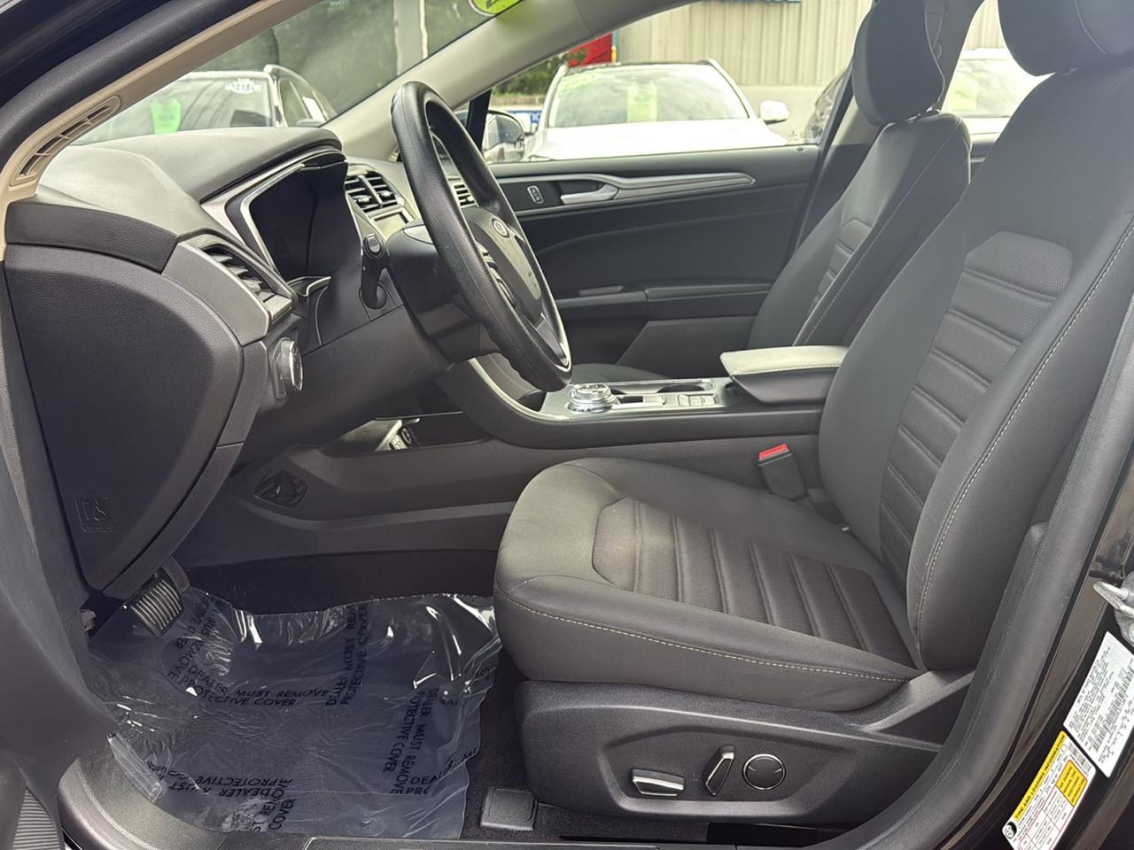 Ford Fusion SE 2020