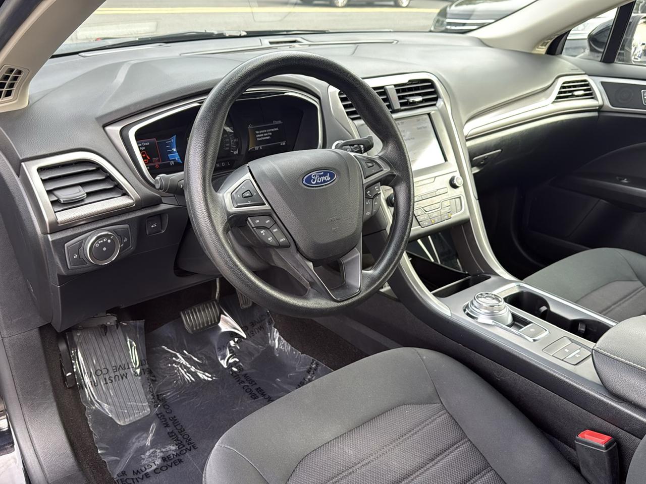 Ford Fusion SE 2020