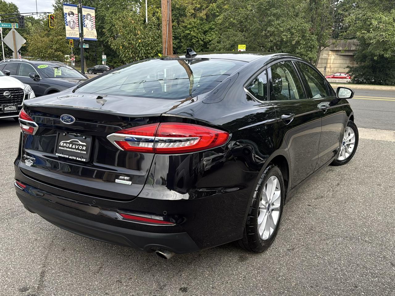 Ford Fusion SE 2020