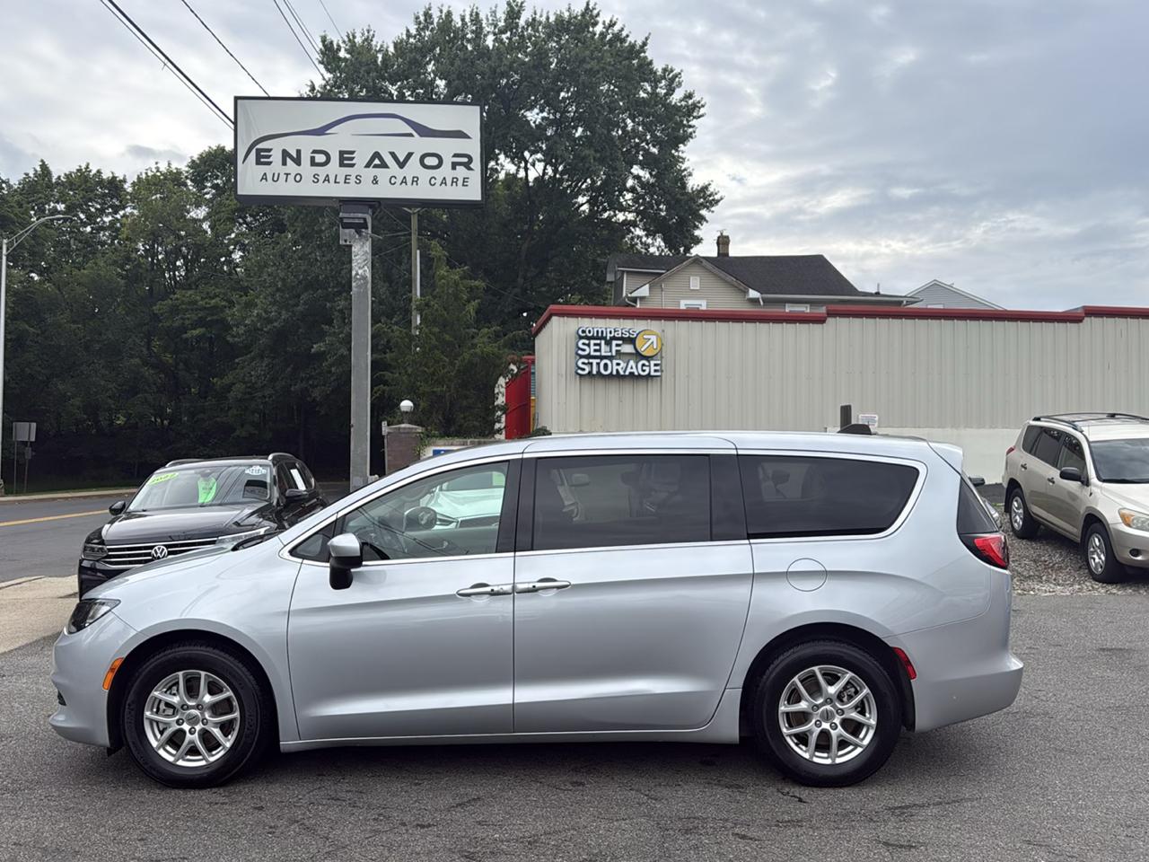 Chrysler Voyager LX 2023