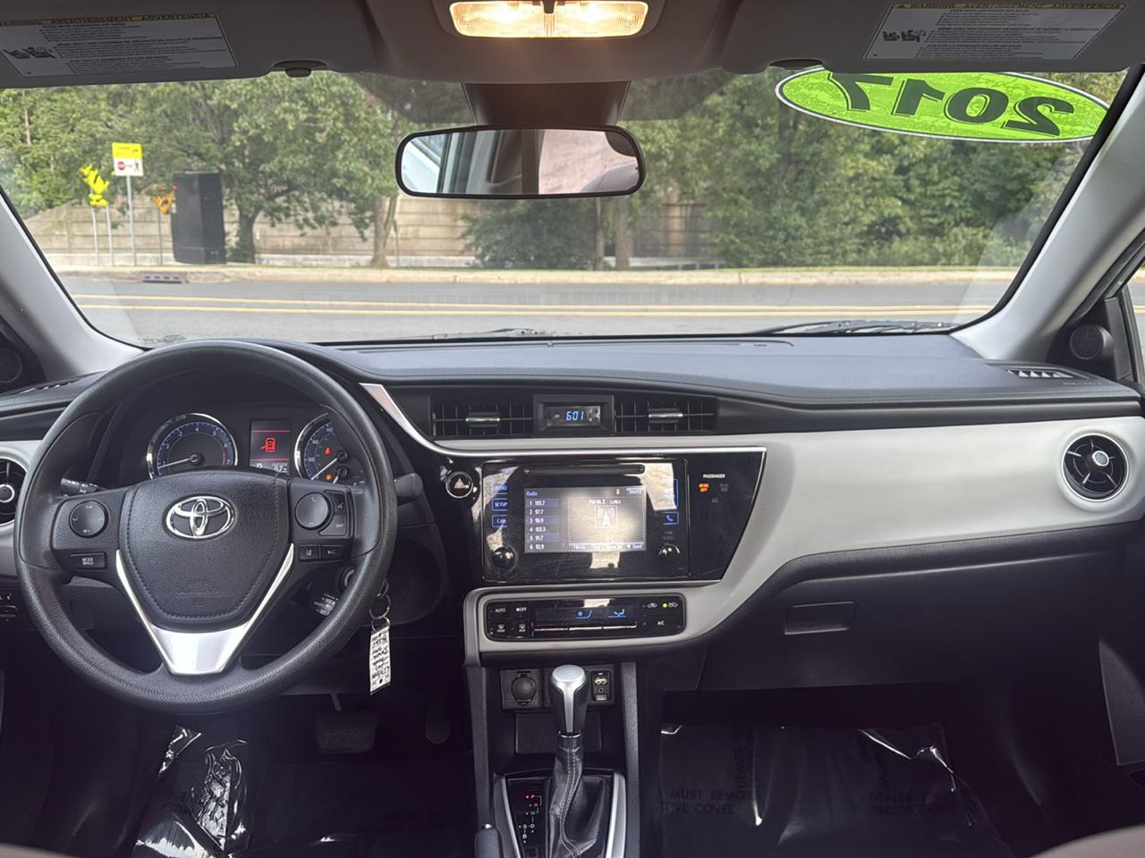 Toyota Corolla LE CVT 2017