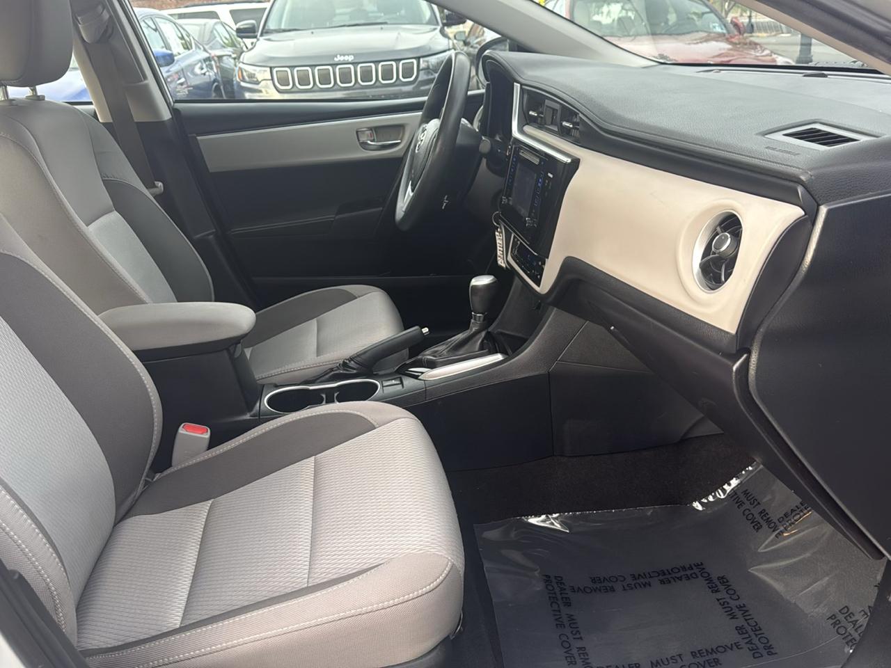 Toyota Corolla LE CVT 2017