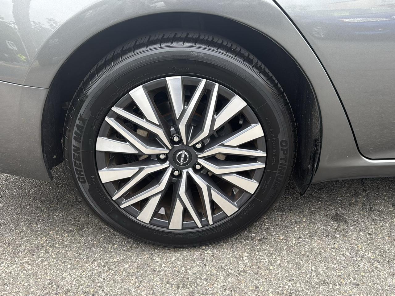 Nissan Altima 2.5 SV 2024