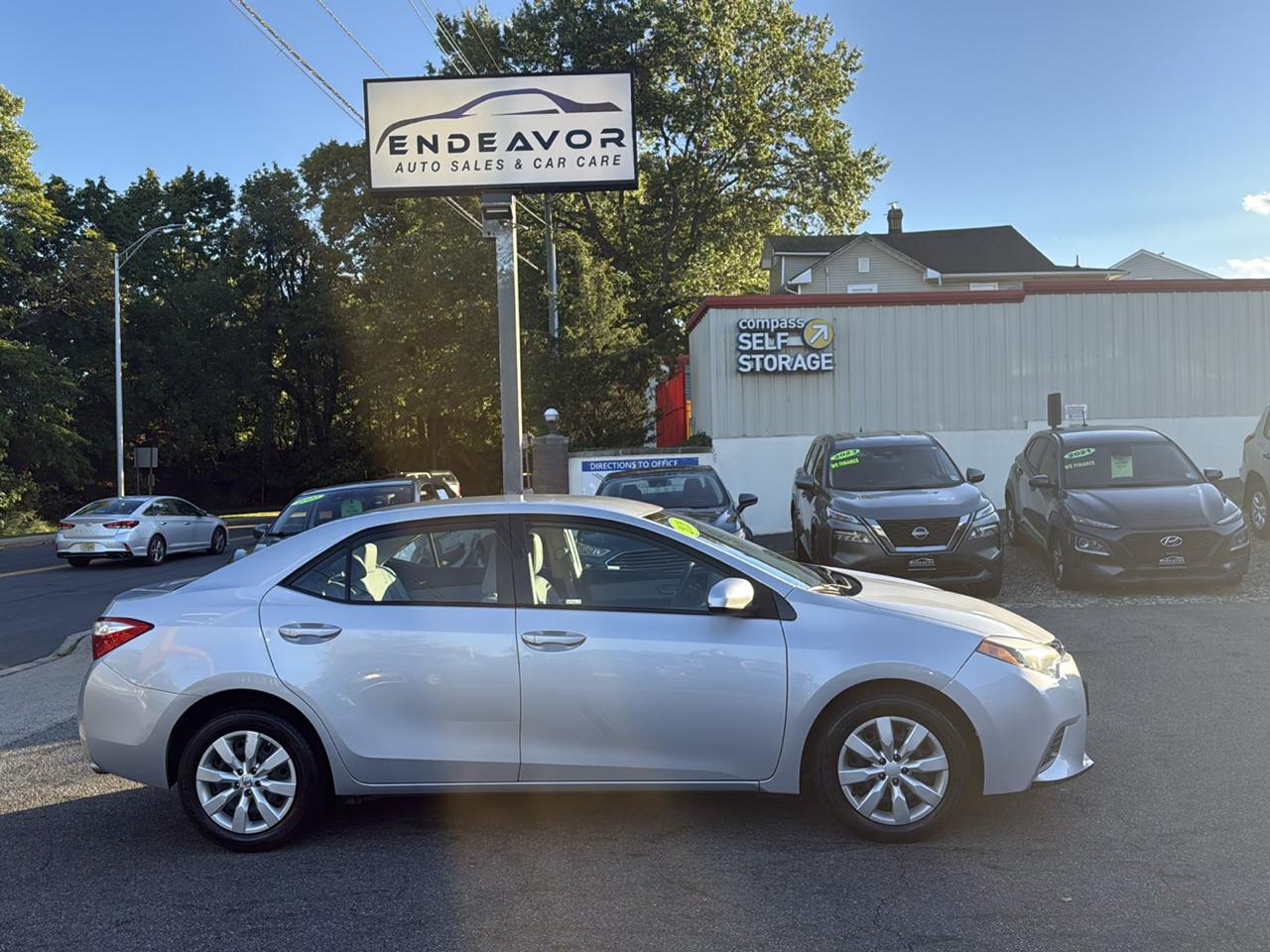 Toyota Corolla 4dr Sdn LE Auto 2016