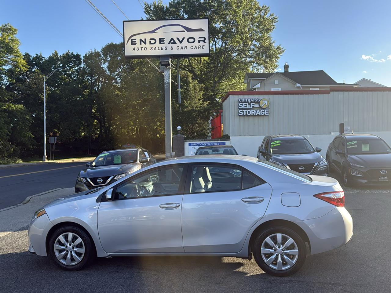 Toyota Corolla 4dr Sdn LE Auto 2016