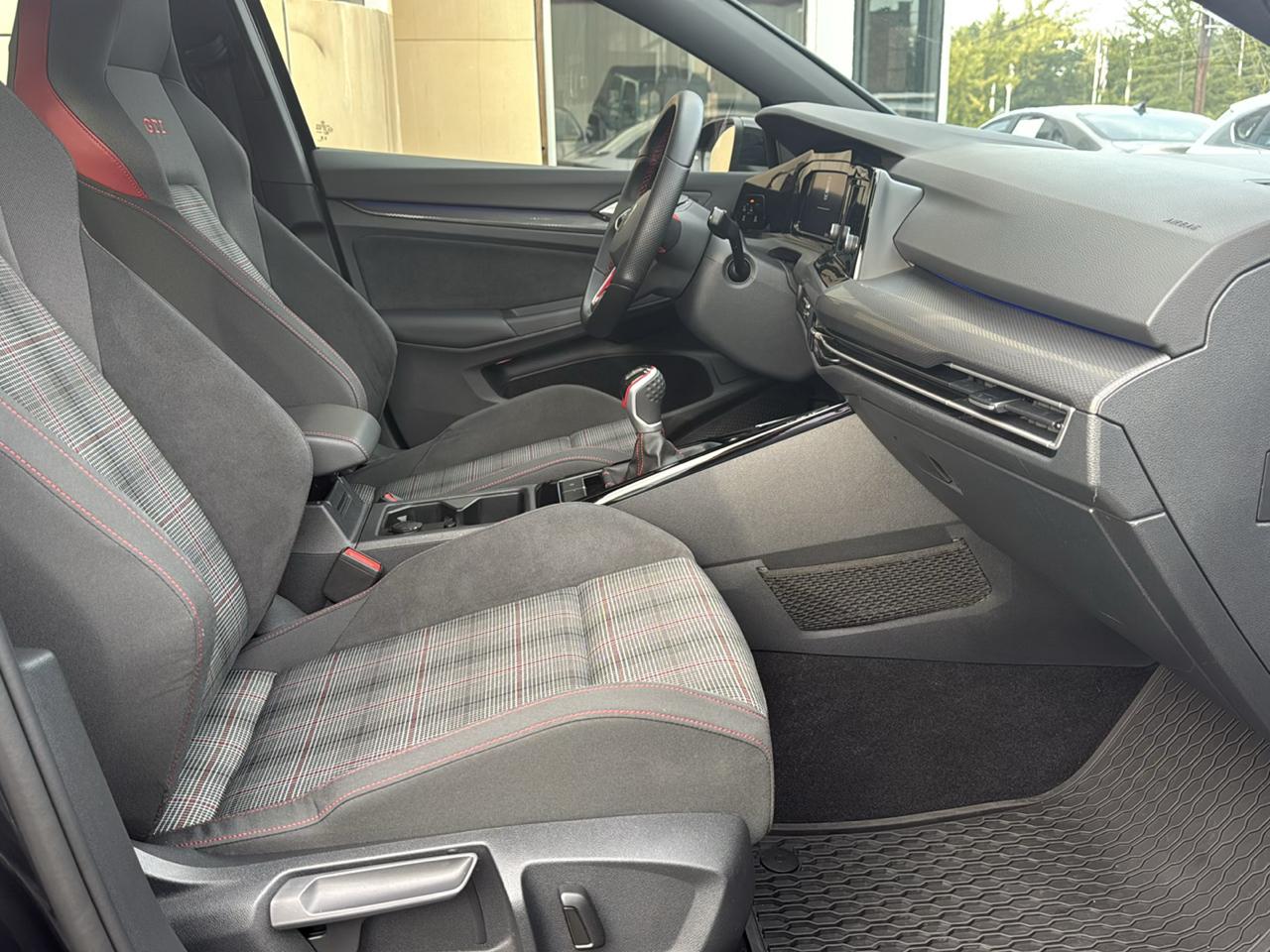 Volkswagen Golf GTI 2.0T 380 S Manual 2024