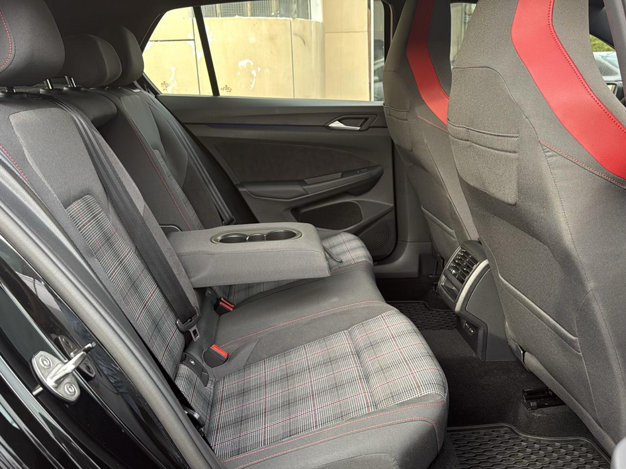 Volkswagen Golf GTI 2.0T 380 S Manual 2024