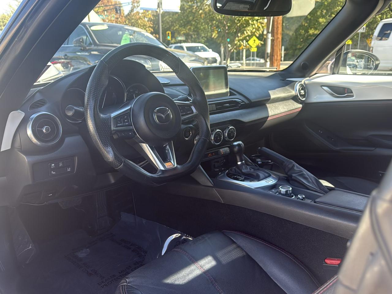 Mazda MX-5 Miata Grand Touring 6AT 2016