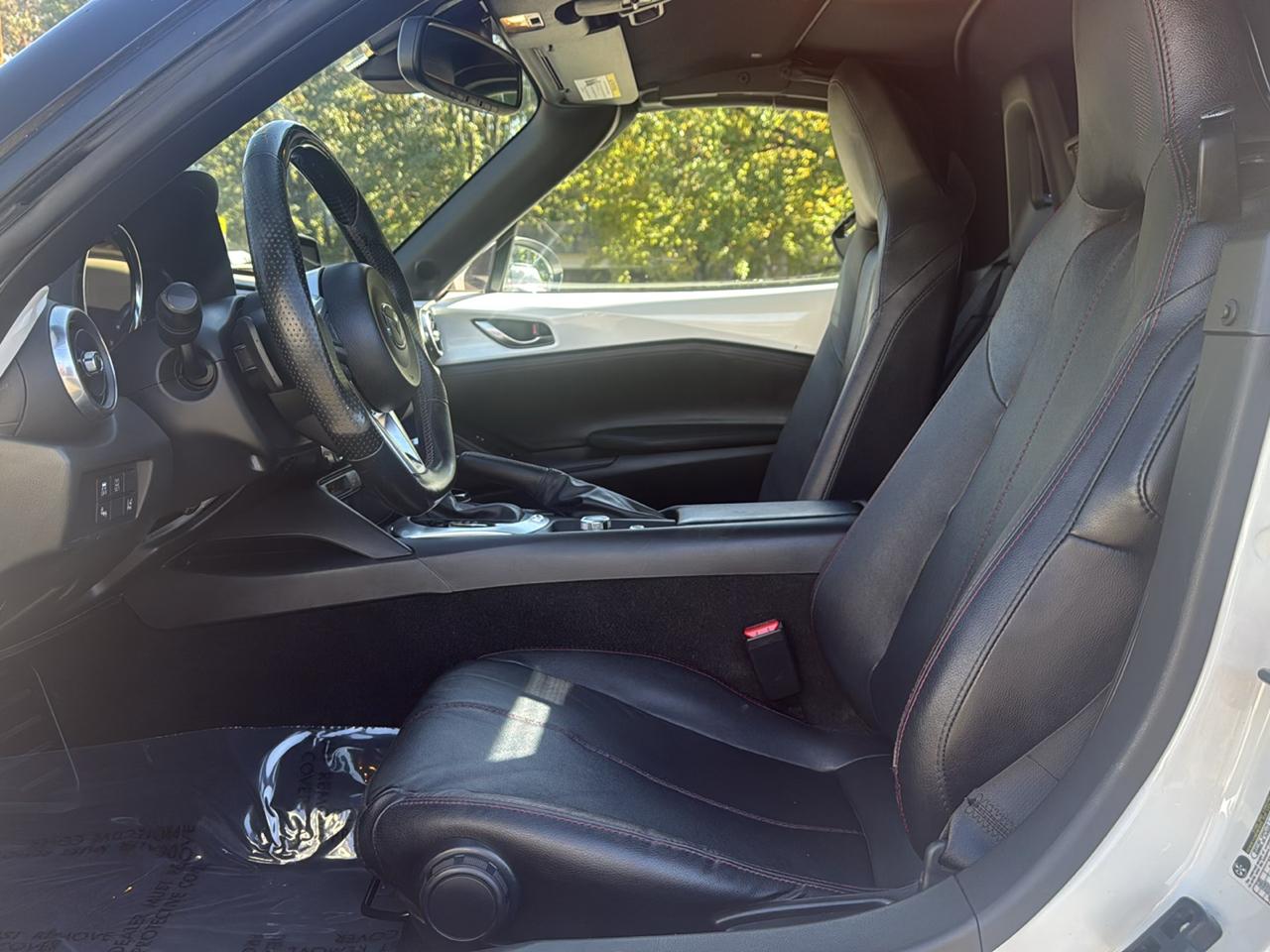 Mazda MX-5 Miata Grand Touring 6AT 2016