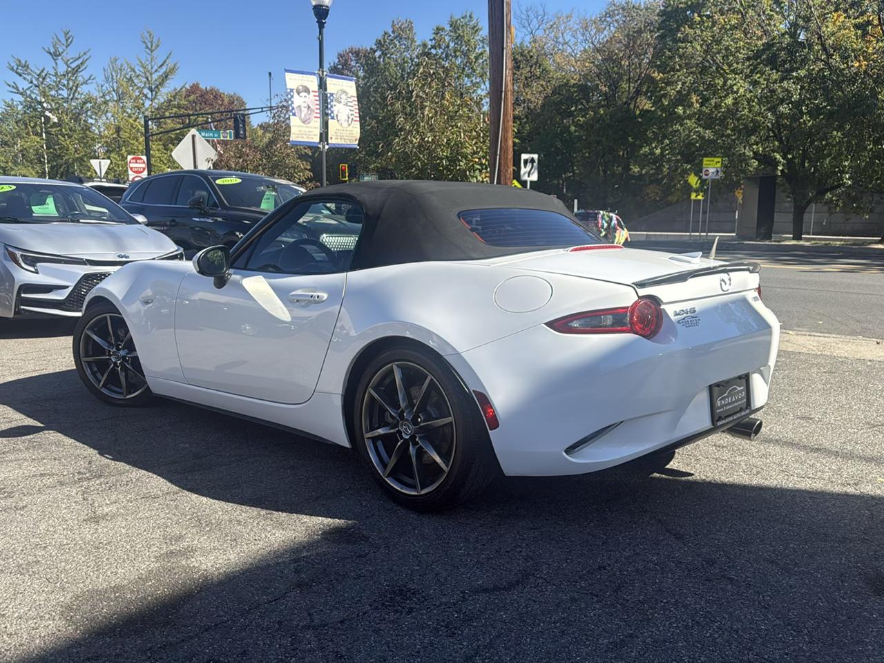 Mazda MX-5 Miata Grand Touring 6AT 2016