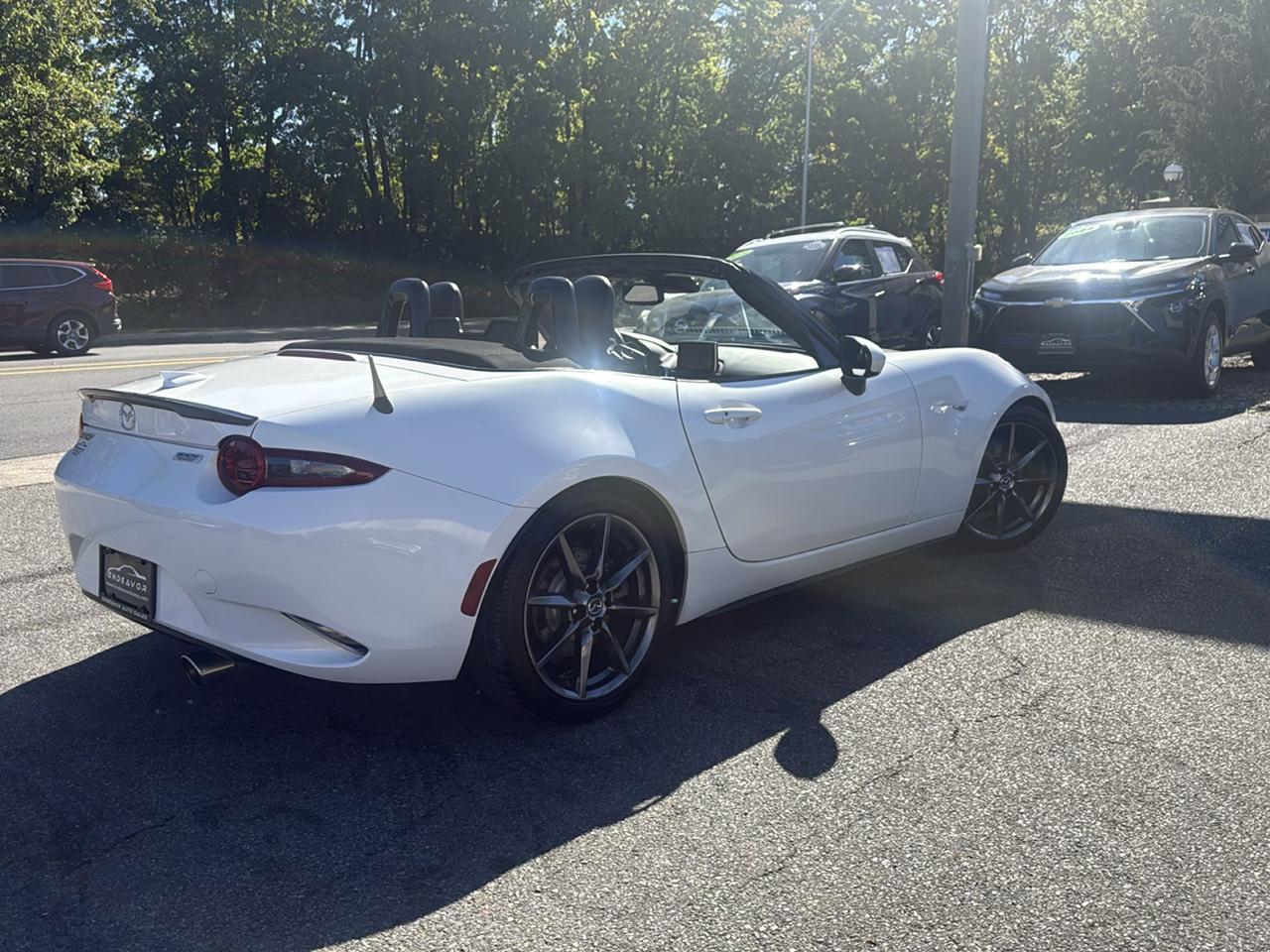 Mazda MX-5 Miata Grand Touring 6AT 2016