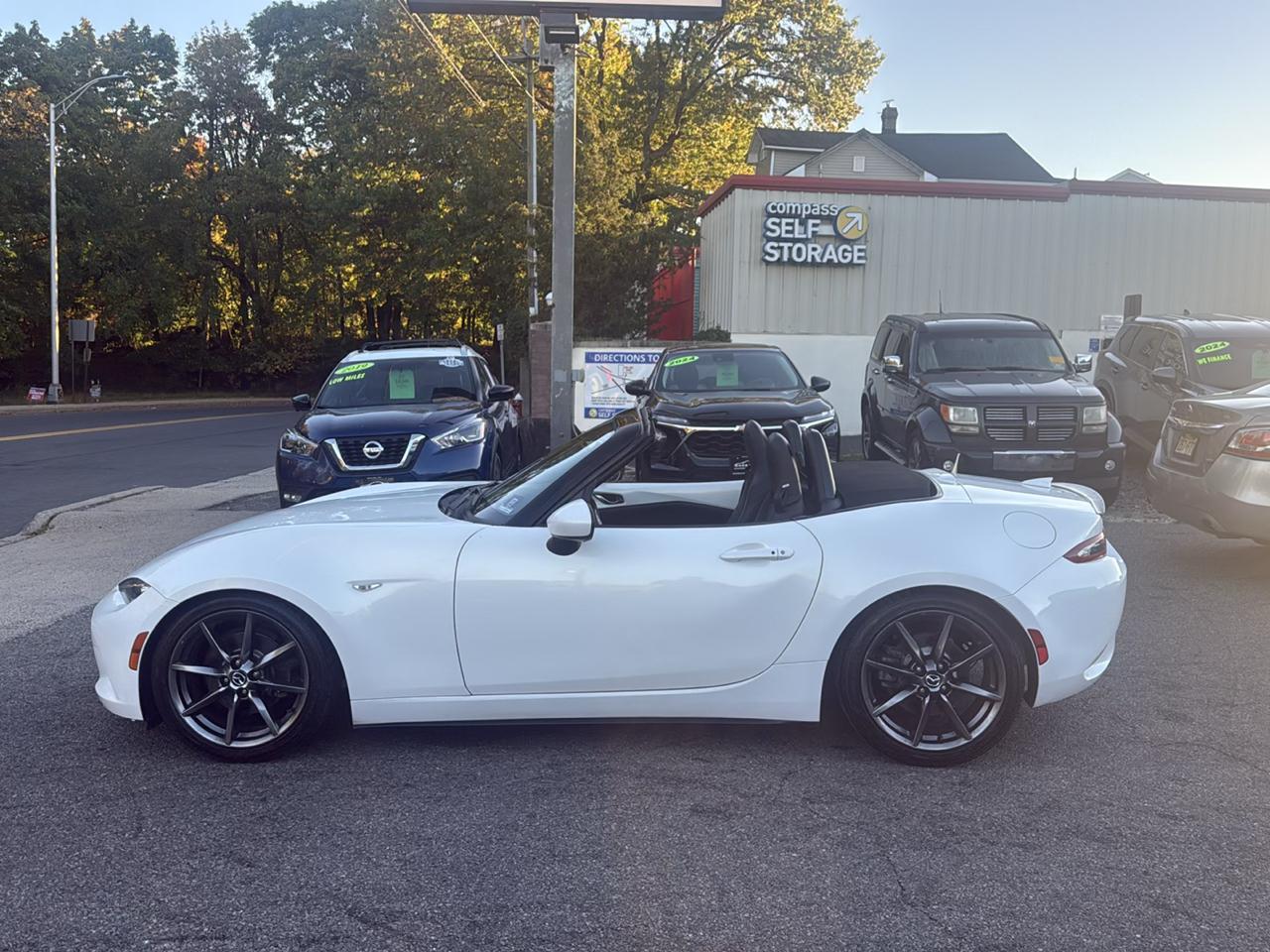 Mazda MX-5 Miata Grand Touring 6AT 2016