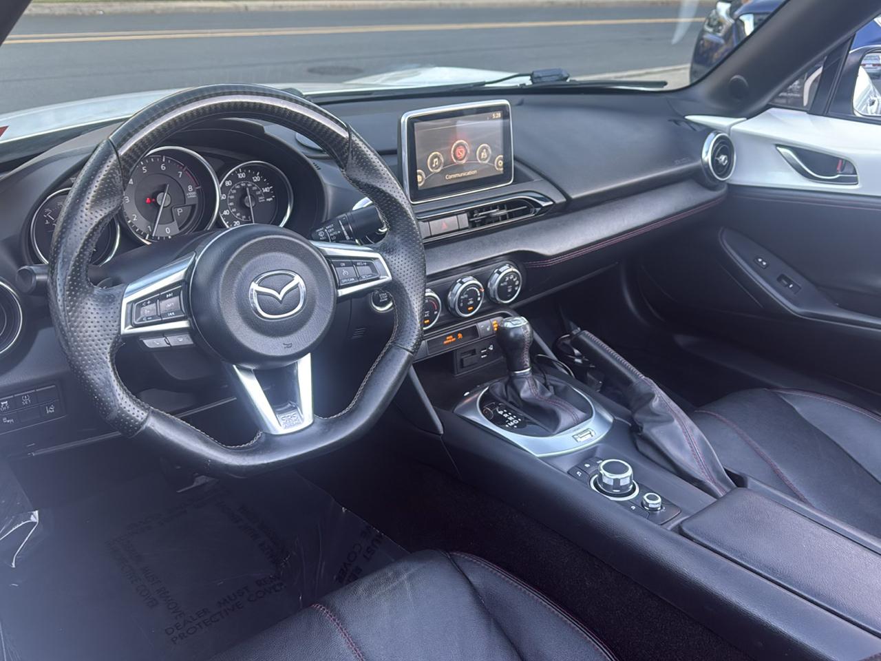 Mazda MX-5 Miata Grand Touring 6AT 2016