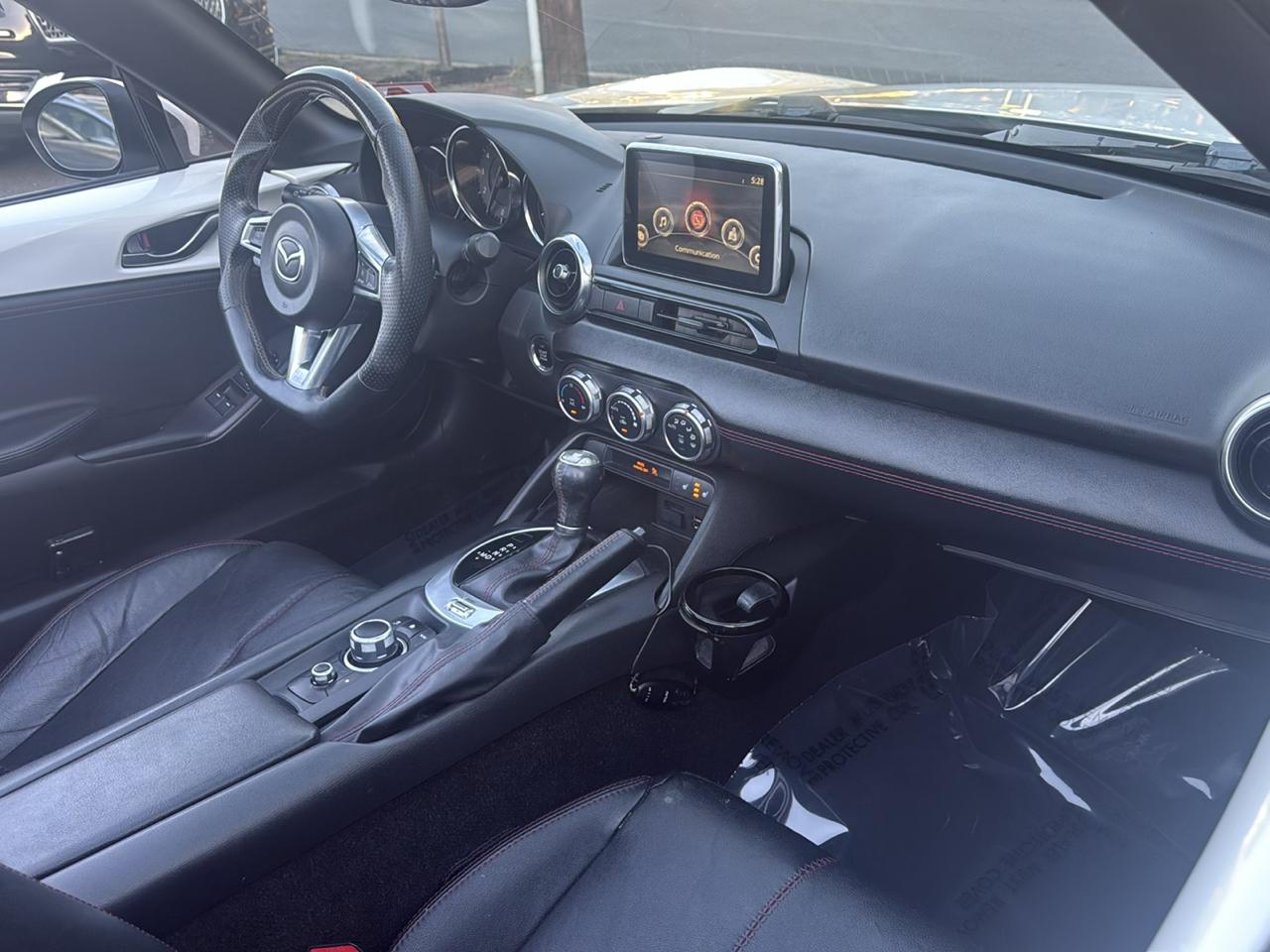 Mazda MX-5 Miata Grand Touring 6AT 2016