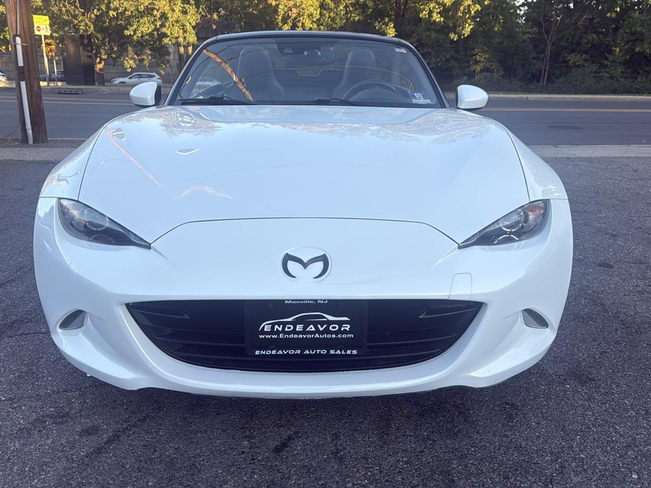 Mazda MX-5 Miata Grand Touring 6AT 2016