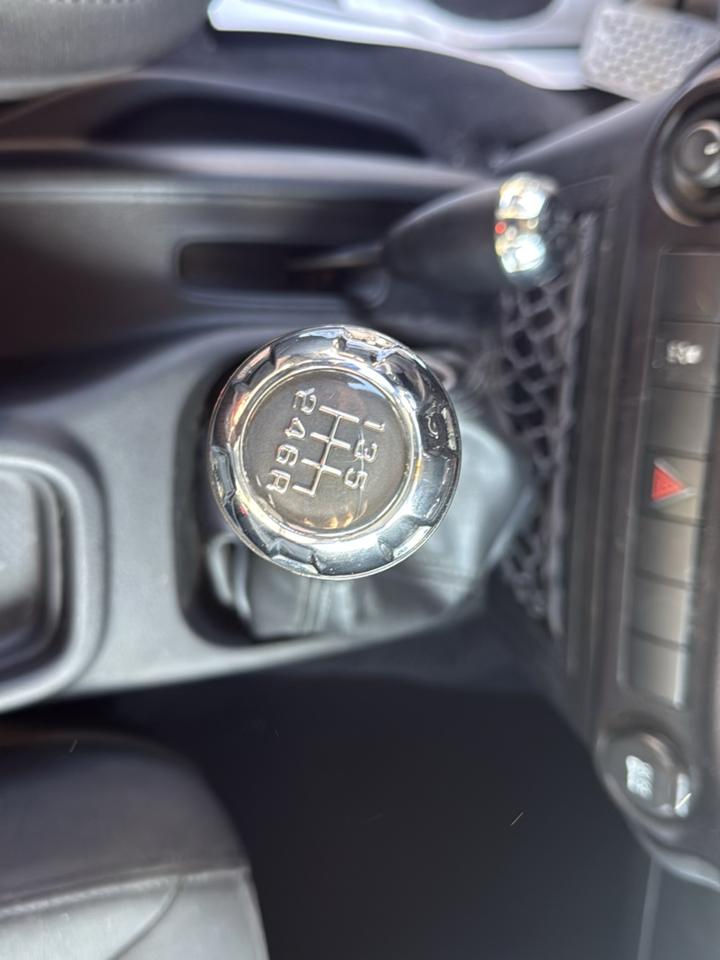 Jeep Wrangler Sport 4WD 2015