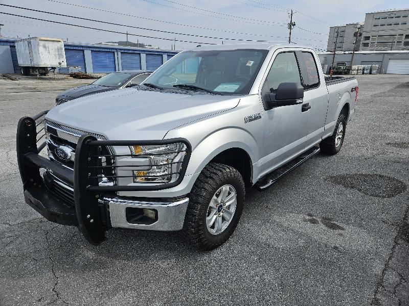Ford F-150 Lariat SuperCab 8-ft. 4WD 2016