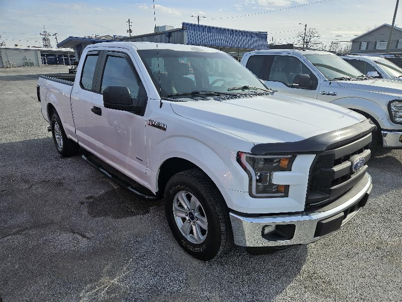 2015 Ford F-150 XL SuperCab 8-ft. 2WD