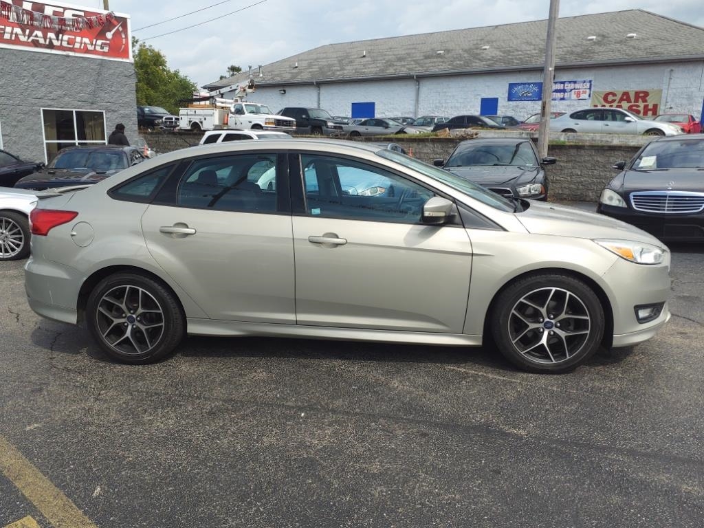Ford Focus SE Sedan 2015 Ford Focus SE Sedan 2015