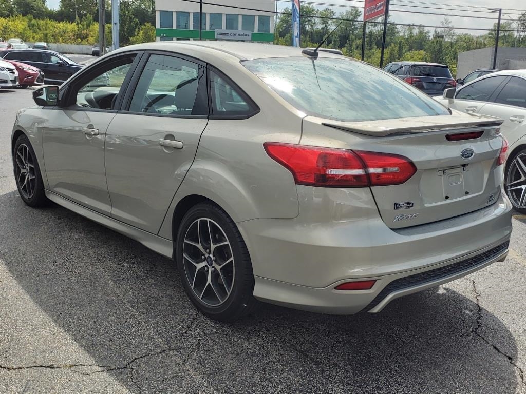 Ford Focus SE Sedan 2015 Ford Focus SE Sedan 2015