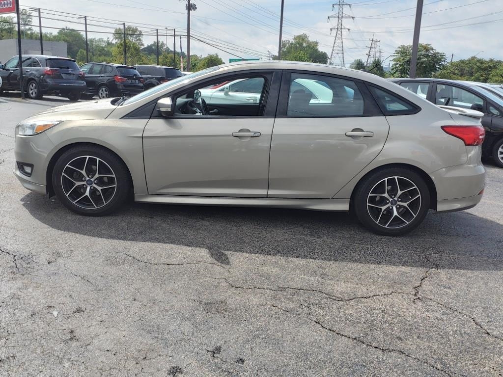 Ford Focus SE Sedan 2015 Ford Focus SE Sedan 2015