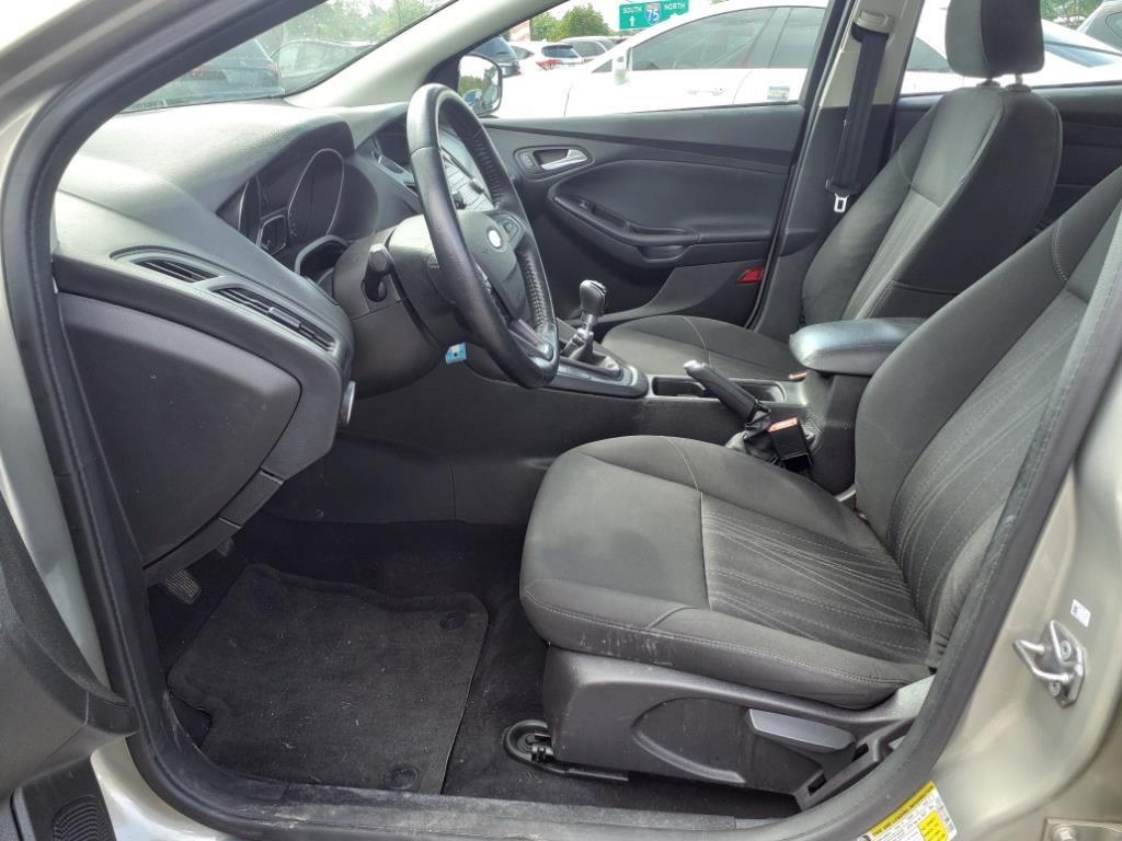 Ford Focus SE Sedan 2015 Ford Focus SE Sedan 2015