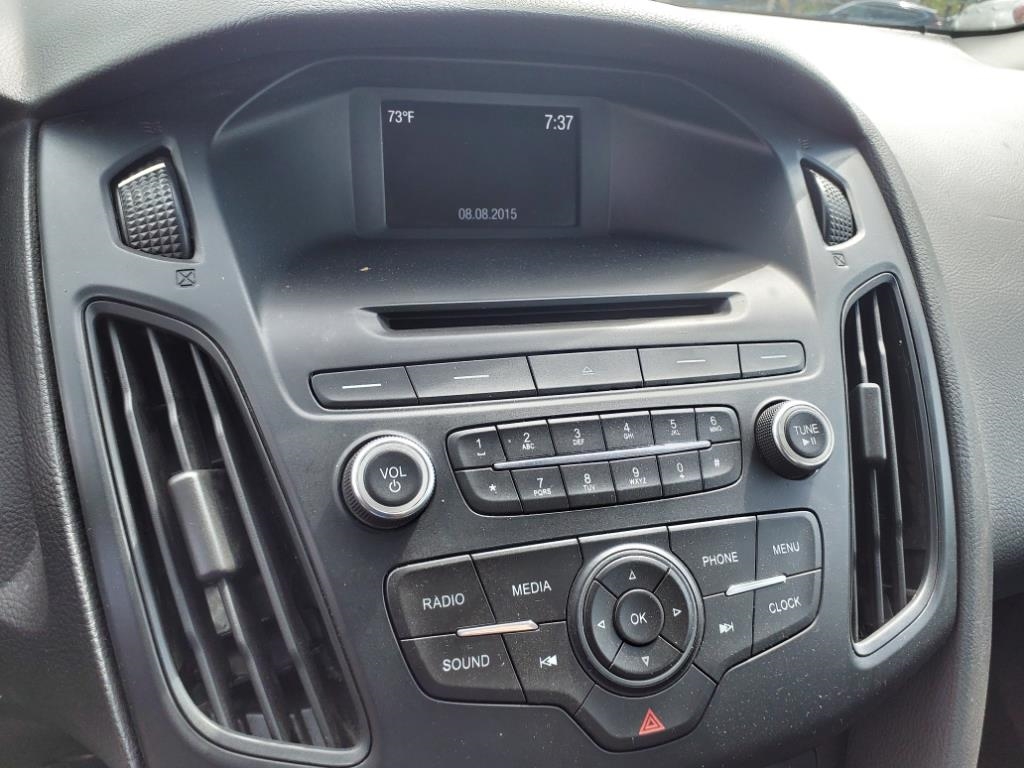 Ford Focus SE Sedan 2015 Ford Focus SE Sedan 2015