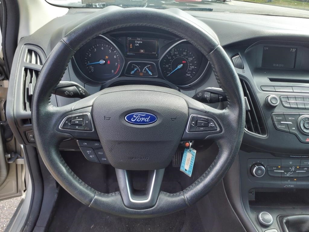 Ford Focus SE Sedan 2015