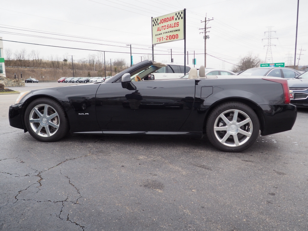 Cadillac XLR Convertible 2005