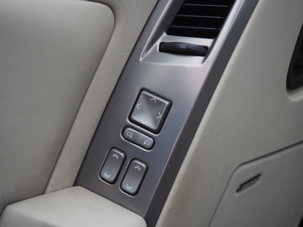 Cadillac XLR Convertible 2005