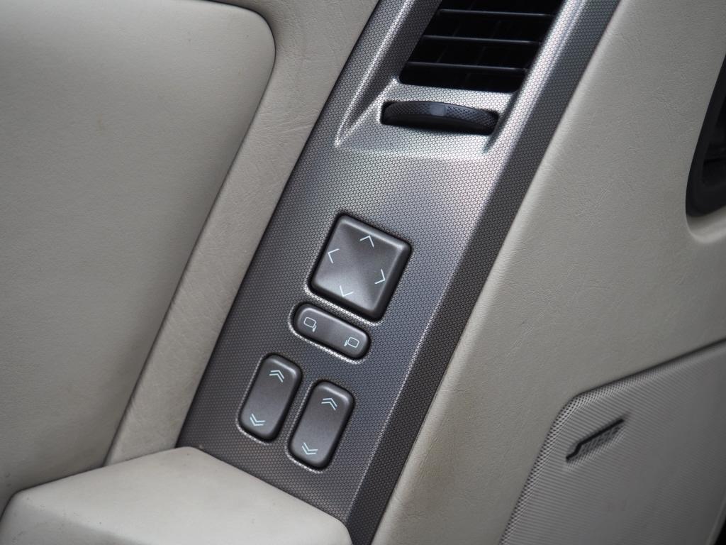 Cadillac XLR Convertible 2005