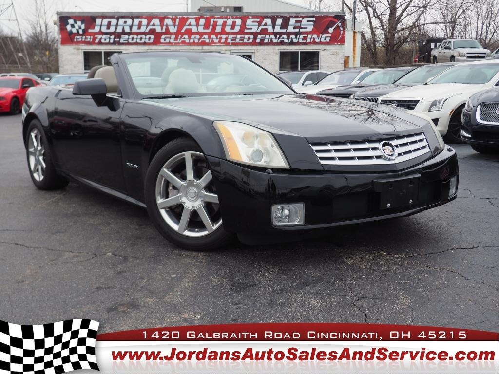 2005 Cadillac XLR V8 Roadster's photo