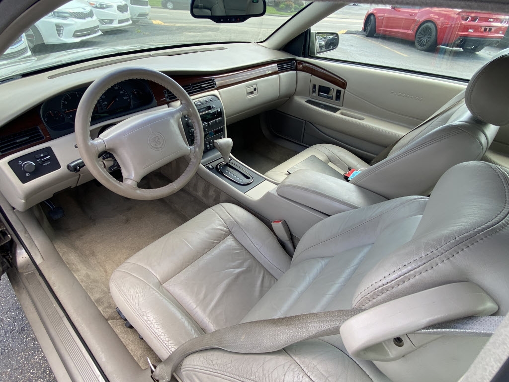 Cadillac Eldorado Base 2000