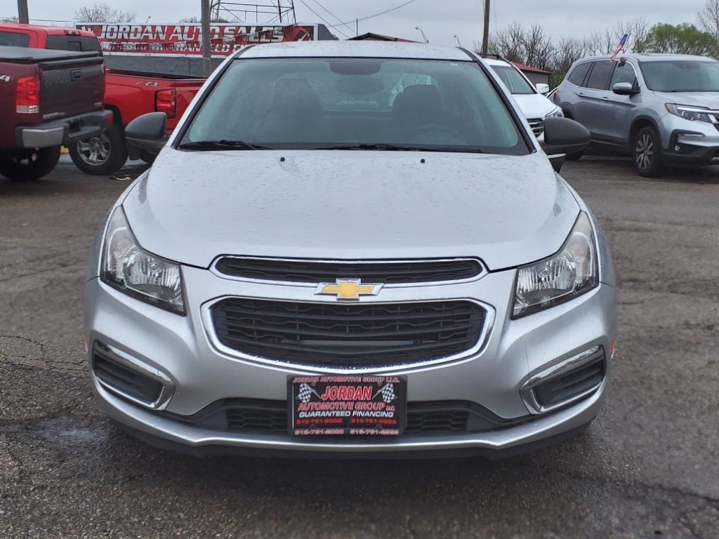 Chevrolet Cruze LS Auto 2015