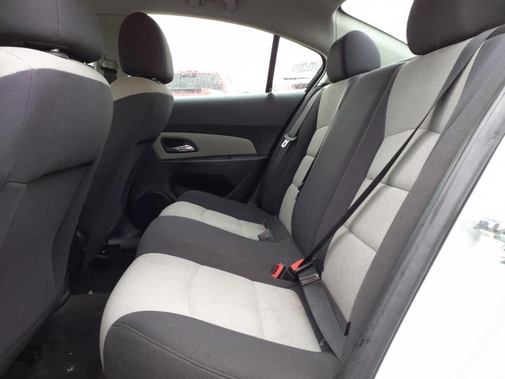 Chevrolet Cruze LS Auto 2015