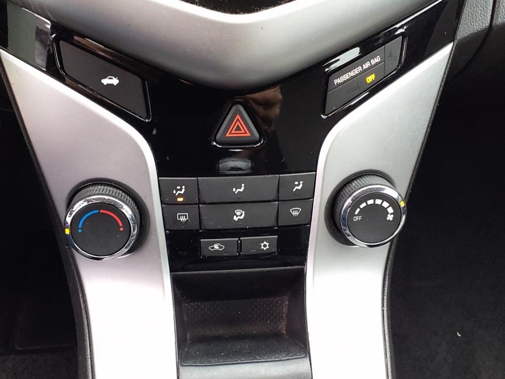 Chevrolet Cruze LS Auto 2015