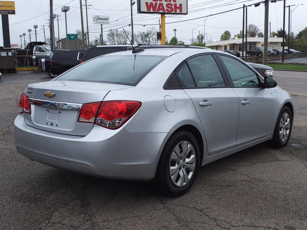 Chevrolet Cruze LS Auto 2015
