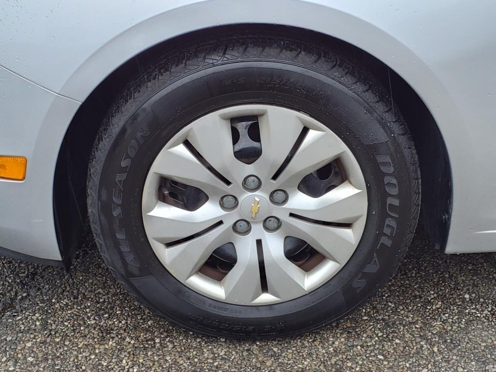 Chevrolet Cruze LS Auto 2015