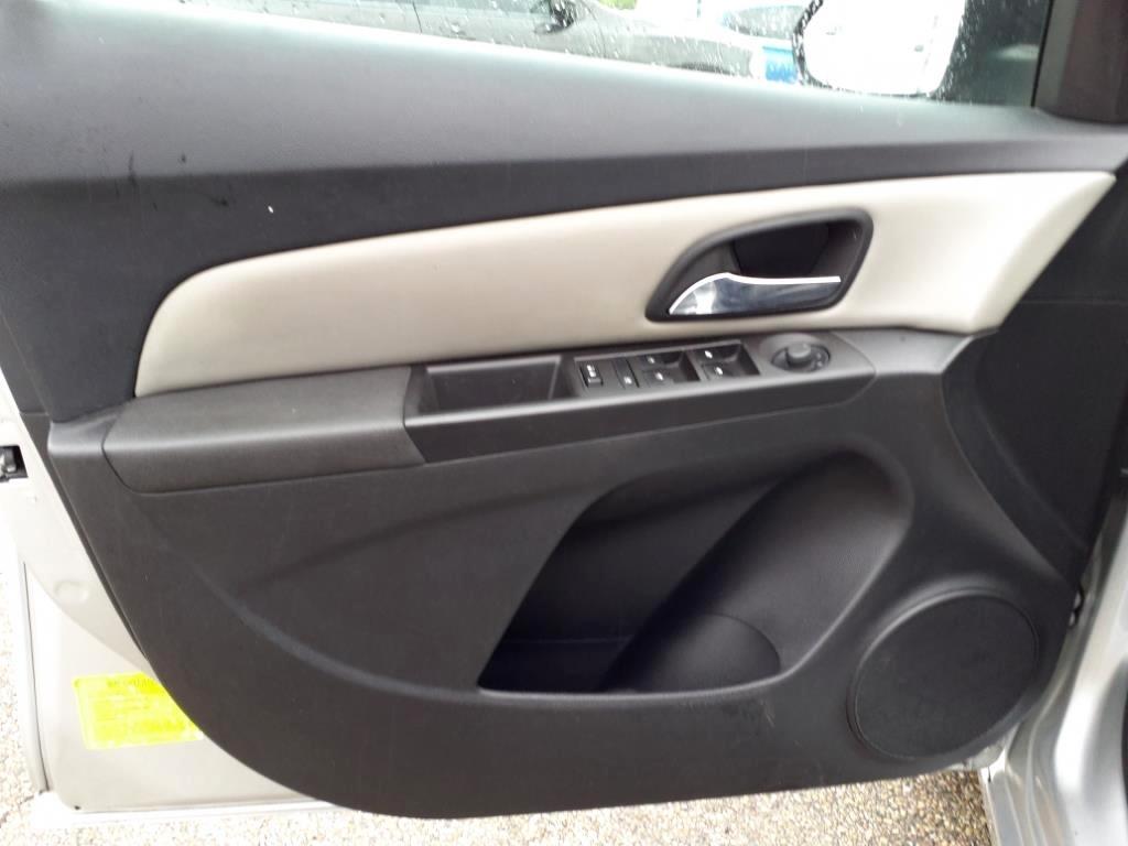 Chevrolet Cruze LS Auto 2015