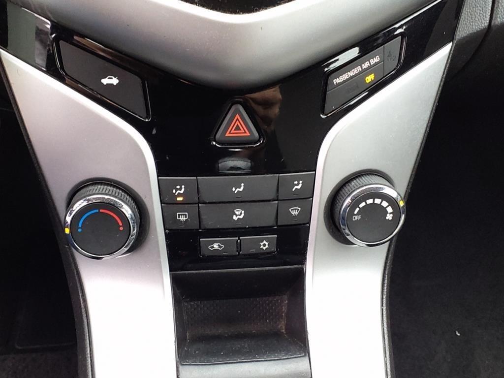 Chevrolet Cruze LS Auto 2015