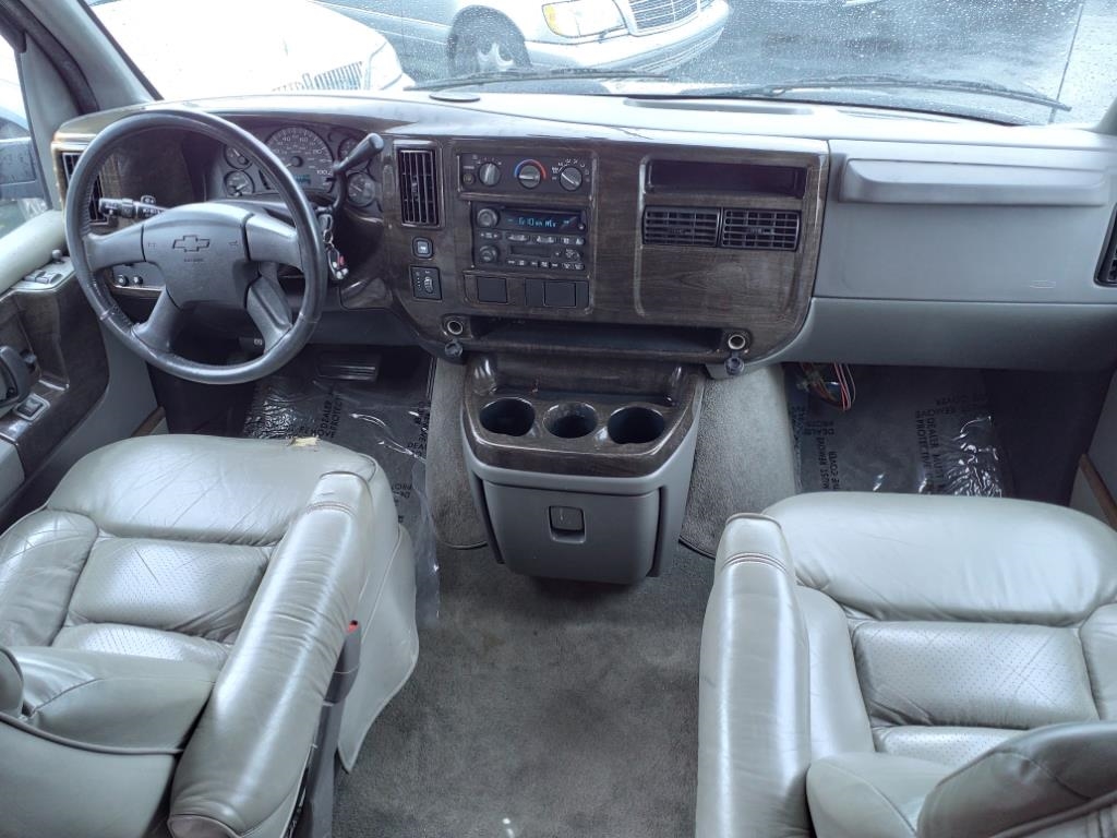 Chevrolet Express 1500 Cargo 2004