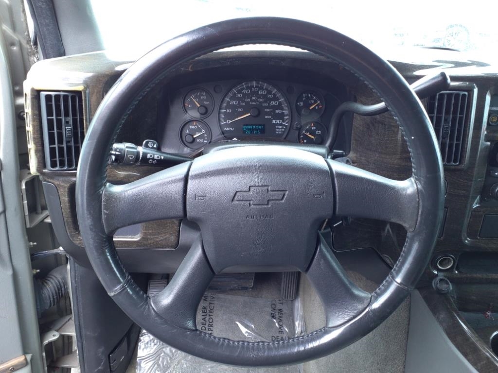 Chevrolet Express 1500 Cargo 2004