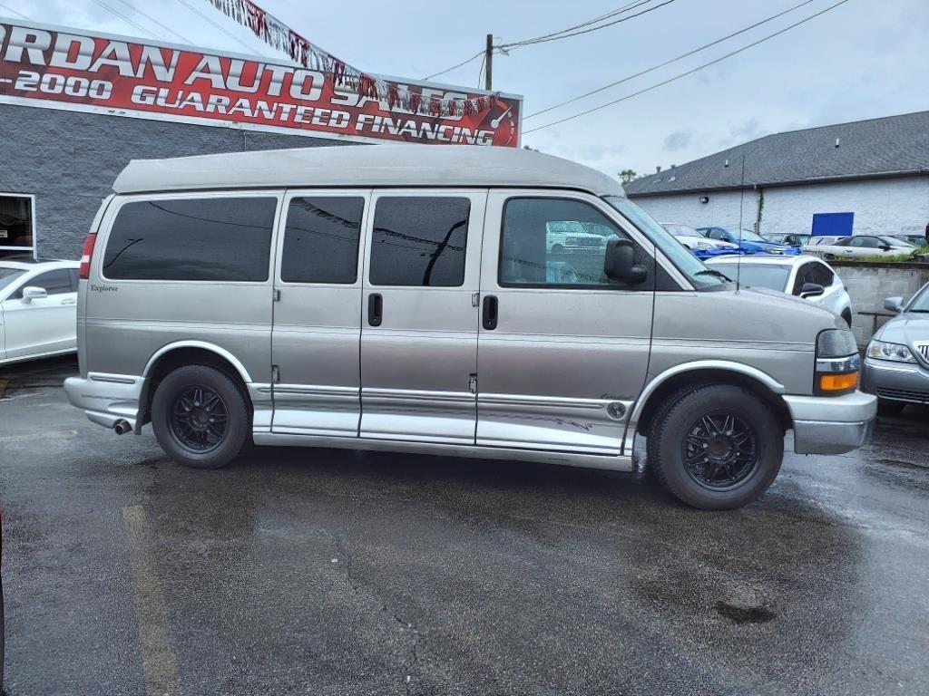 Chevrolet Express 1500 Cargo 2004