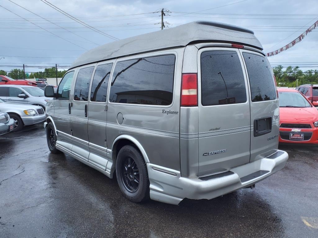 Chevrolet Express 1500 Cargo 2004