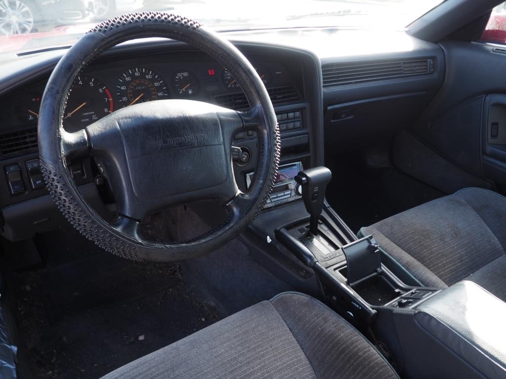 Toyota Supra photo 10