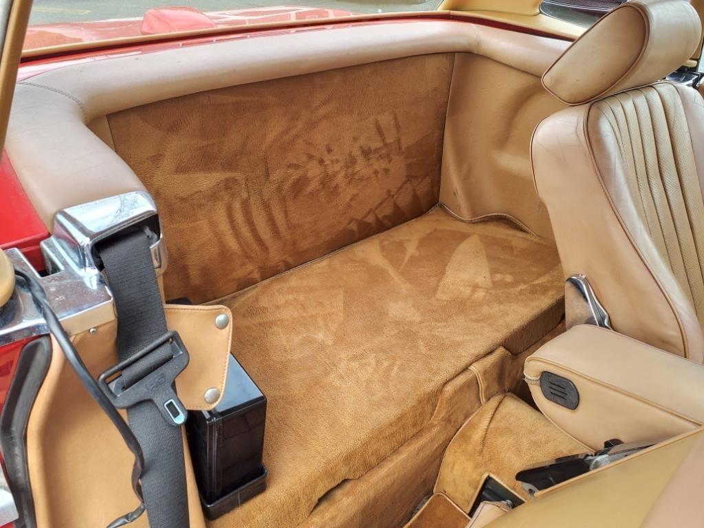 Mercedes-Benz 560 photo 7