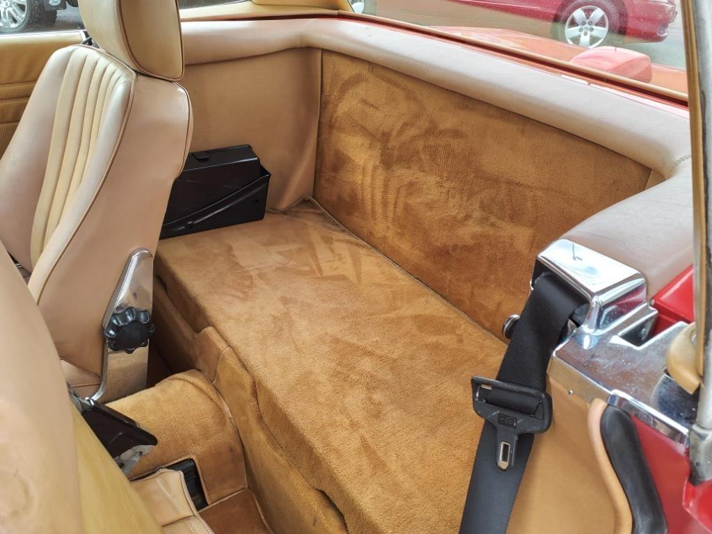 Mercedes-Benz 560 photo 9