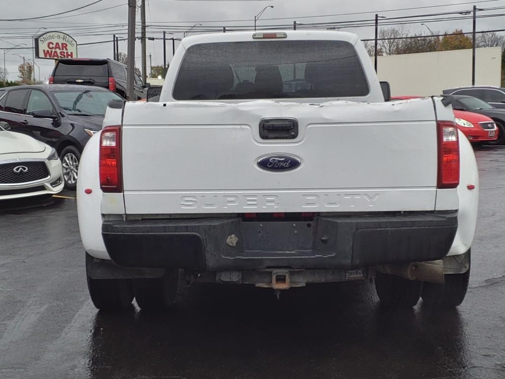 Ford F-350 SD King Ranch Crew Cab Long Bed DRW 2WD 2015