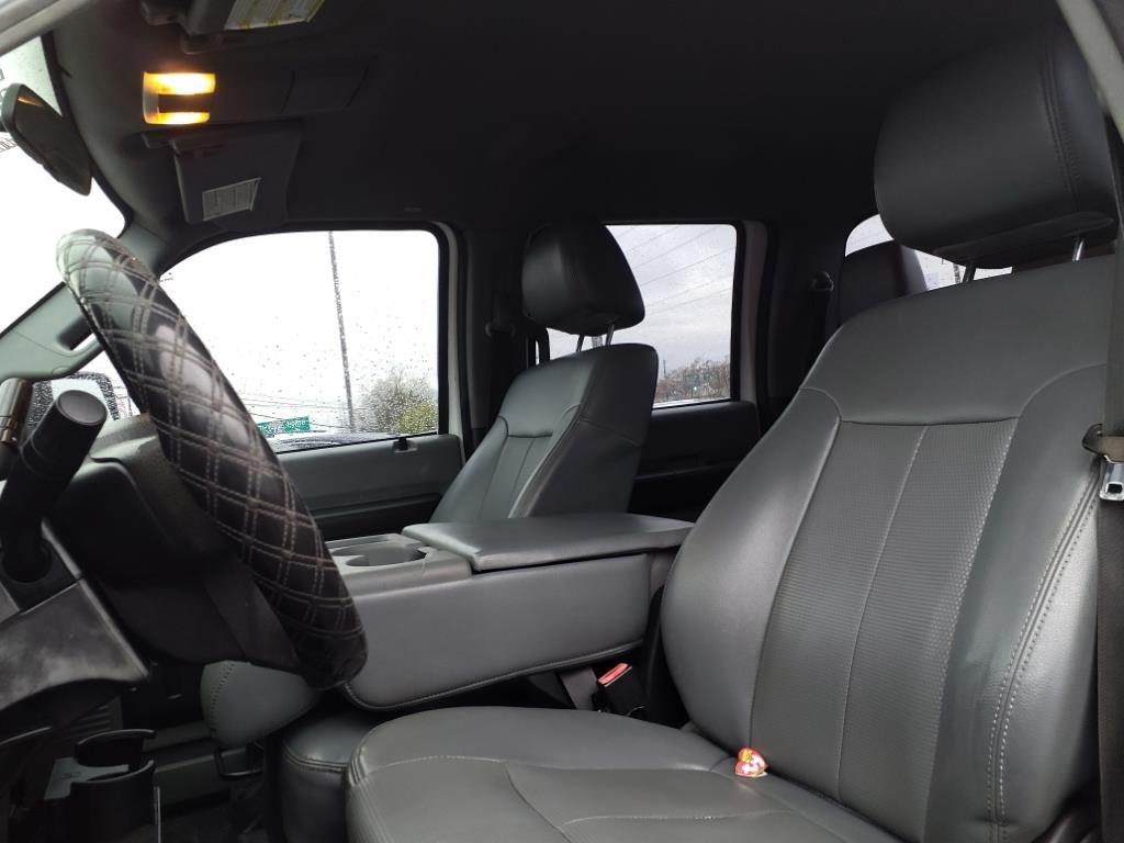 Ford F-350 SD King Ranch Crew Cab Long Bed DRW 2WD 2015